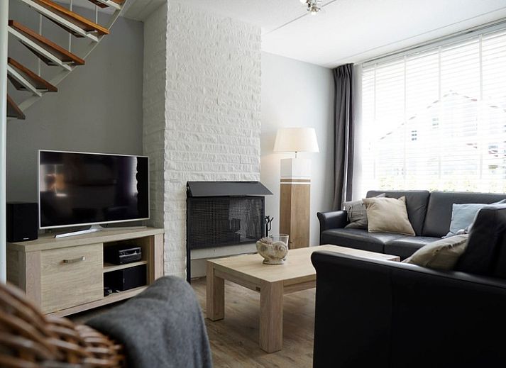 Vacation home D 692 in De Cocksdorp, Texel with sunny terrace and green garden, ideal for a relaxing stay on the Wadden Islands.