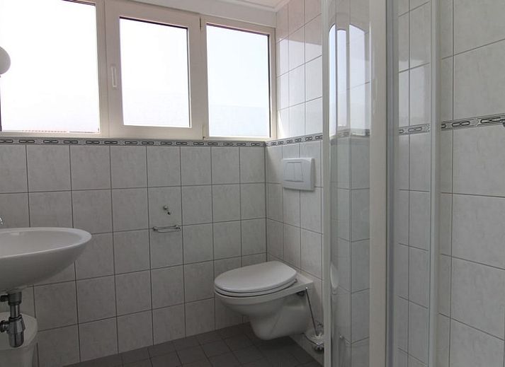 Vacation home D 692 in De Cocksdorp, Texel, with sunny garden and terrace, perfect for a relaxing stay on the Wadden Islands.