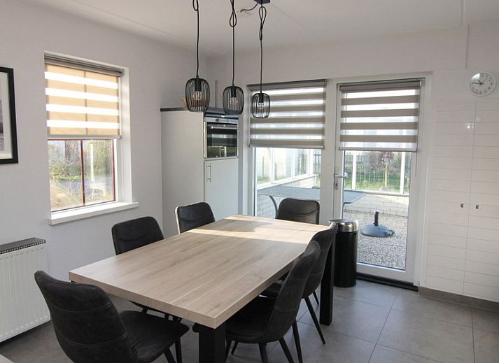 Vakantiehuis D 481 in De Cocksdorp, Texel met zonnig terras en natuurlijke omgeving op de Waddeneilanden.