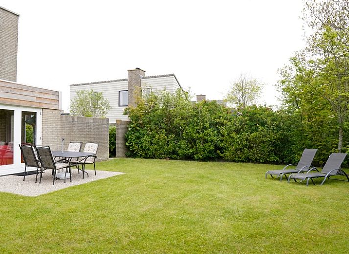 Vakantiehuis B 281 in De Cocksdorp, Texel biedt een charmant verblijf met moderne architectuur in een rustige omgeving op de Waddeneilanden.