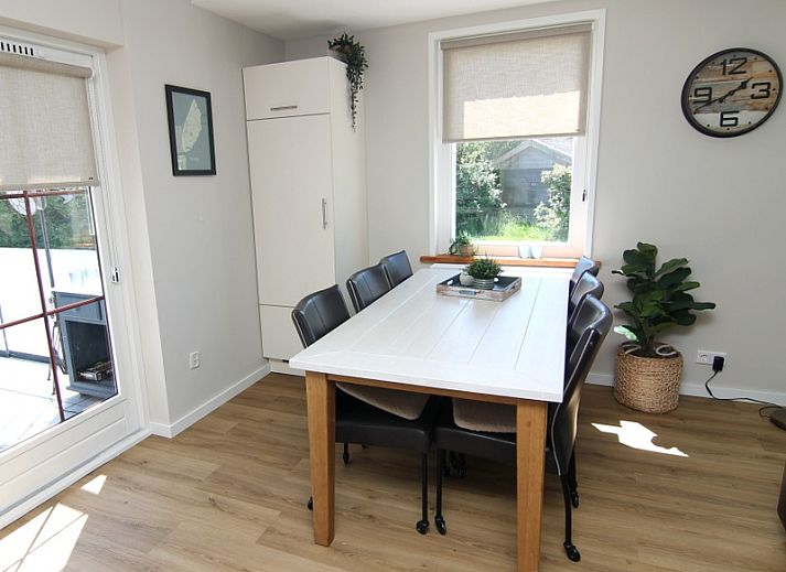 Vakantiehuis D 427 in De Cocksdorp, Texel. Charmant vakantiehuis met zonnig terras en groene omgeving op de Waddeneilanden.