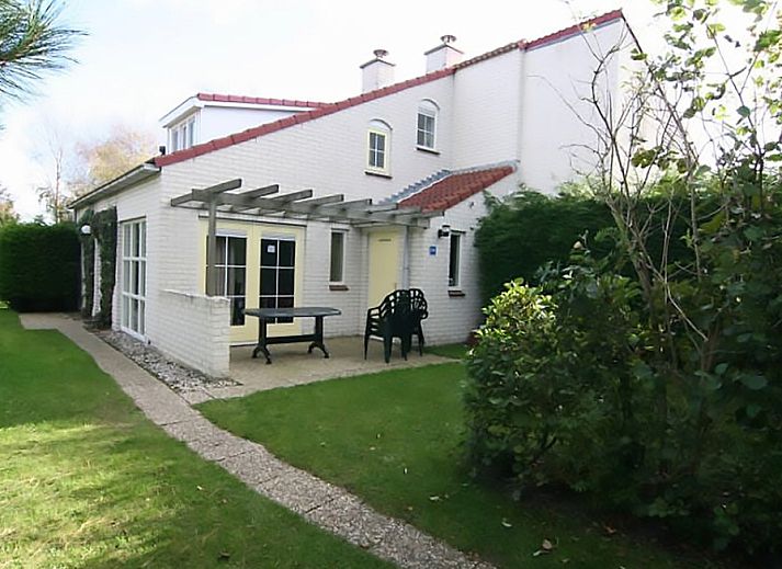 Ferienhaus D 760 in De Cocksdorp, Texel, mit sonniger Terrasse und gruenem Garten, ideal fuer einen entspannten Aufenthalt auf den Watteninseln.