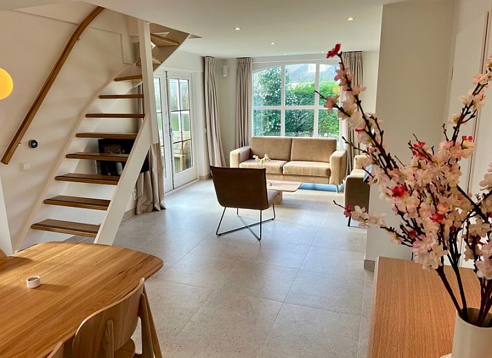 Vakantiehuis F 569 in De Cocksdorp, Texel biedt een charmant verblijf met ruime tuin en zonnige veranda op de Waddeneilanden.