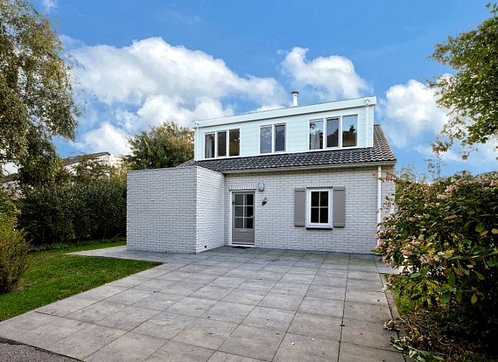 Ferienhaus F 682 in De Cocksdorp, Texel, Watteninseln mit grossem Garten und Terrasse, ideal fuer einen entspannten Aufenthalt in der Natur.