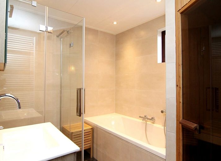 Vakantiehuis F 625 in De Cocksdorp op Texel, een charmant vakantiehuis met een gezellige tuin, ideaal voor een ontspannen verblijf op de Waddeneilanden.