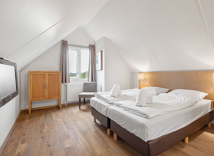 Guest house 010166 - Bungalow Texel - Sluftervallei | 8-persoons bungalow | 8C