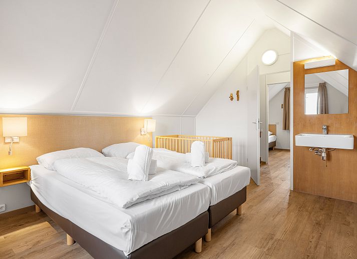 Guest house 010166 - Bungalow Texel - Sluftervallei | 8-persoons bungalow | 8C