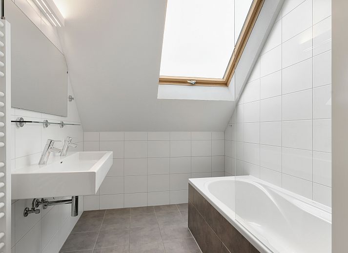 Guest house 010169 - Bungalow Texel - Sluftervallei | 24-persoons bungalow - Breed toegankelijk | 