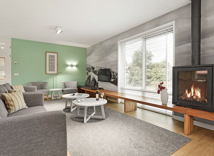 Spacious terrace at Sluftervallei 10-person bungalow, De Cocksdorp, Texel. Enjoy nature on the Wadden Islands.