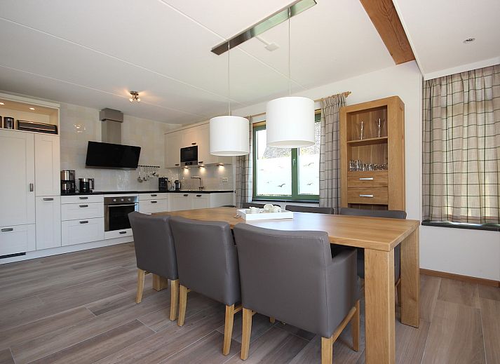 Guest house 0101772 - Holiday property Texel - De Witte Hoek villa 170m2 138