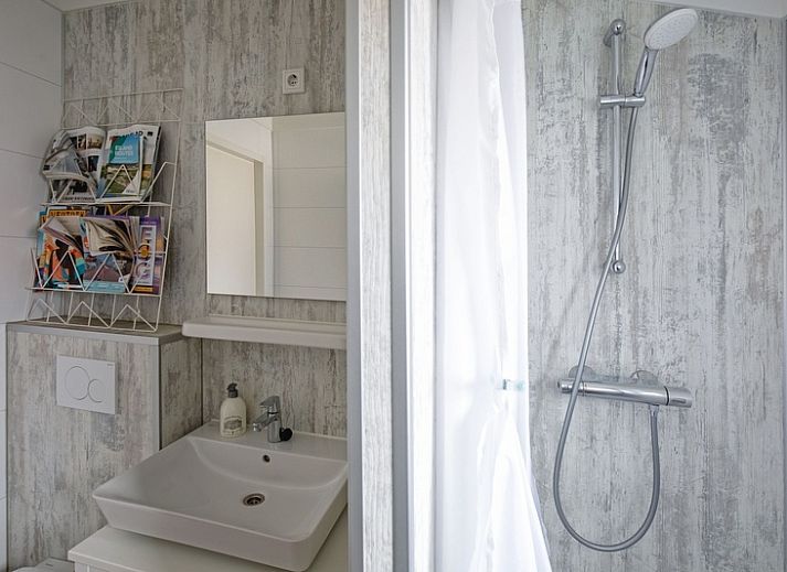 Plattegrond van Chaletpark Bregkoog in De Koog, Texel, met locatie Chalet Bregkoog 52 aangegeven.