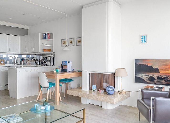 Geniessen Sie den Panoramablick auf das Meer vom Apartment Juliana 160 Zeezicht in De Koog, Texel. Luxurioese Ferienunterkunft mit Aussicht.