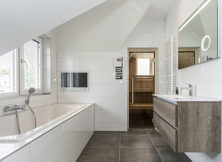 Stylish living room of Villa 39 in De Koog Texel with comfortable furniture.