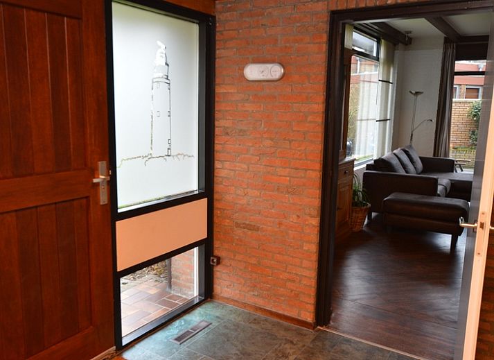 Orchismient 28 vakantiehuis in De Koog Texel met ruime tuin en moderne architectuur.