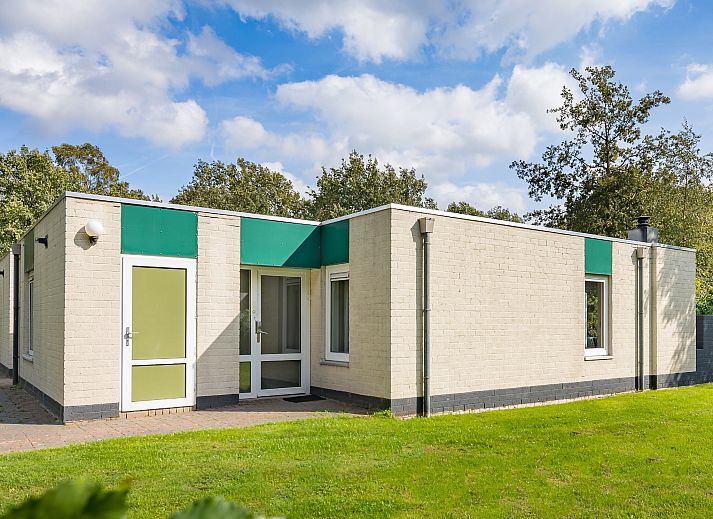 Guest house 01022447 • Holiday property Noord Drenthe • Vakantiepark Hunzedal 4
