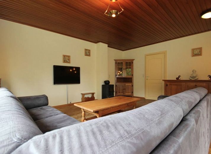 Geraeumiges Landhaus fuer 8 Personen in De Koog, Texel, mit grosser Terrasse und Garten, ideal fuer einen entspannten Urlaub auf den Watteninseln.