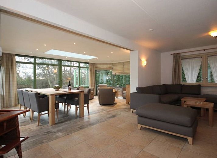 6 Persoons luxe villa met serre en sauna in De Koog, Texel met rieten dak en ruime tuin.