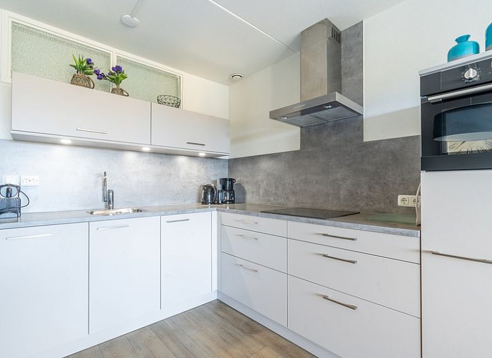 Comfortabele zithoek in Appartement Juliana 046 met uitzicht op zee, De Koog, Texel.