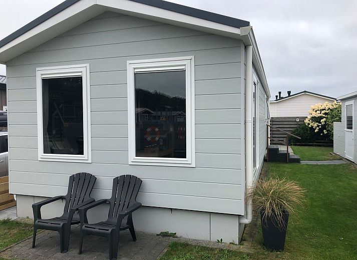 Moderne Kueche im Chalet Bregkoog 226, komplett ausgestattet in De Koog, Texel.
