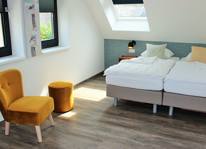 Moderne keuken en eetruimte in 6 Pers.Landhuis de Luxe Eldorado Texel, De Koog.