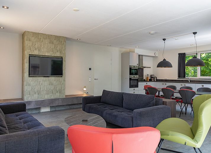 06 - Razende Bol - allotment vacation home with terrace in De Koog, Texel surrounded by greenery.