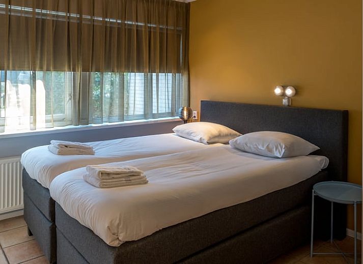 Moderne buitenkant van vakantiehuisje in De Koog, Texel, Waddeneilanden.