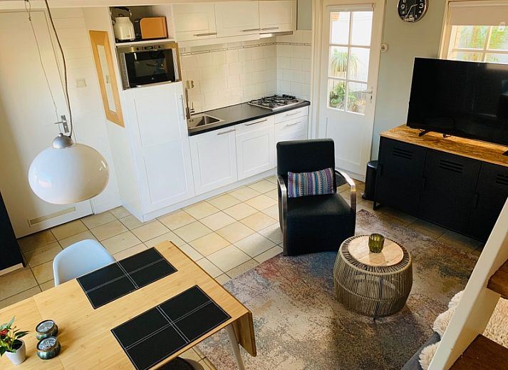 Gezellige tuin met zithoek bij vakantiehuis Texel D in De Koog, Texel, Waddeneilanden.