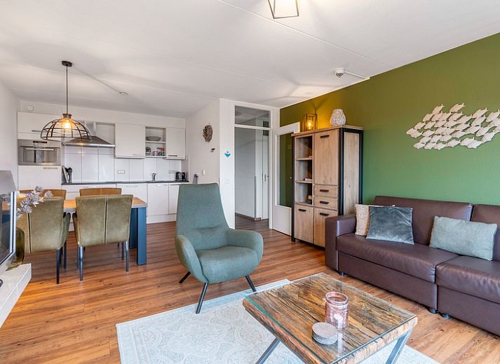 Gezellige woonkamer in Appartement Juliana 166 Zeezicht, De Koog, Texel met uitzicht op zee.