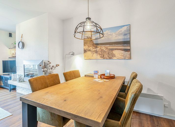 Stijlvolle woonkamer van Appartement Juliana 166 Zeezicht in De Koog, Texel met zeezicht.