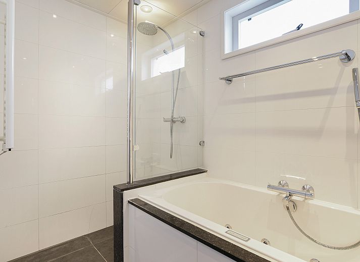 Verblijf 0102411 - Bungalow Texel - Beach Park Texel | 6-persoons villa | 6D