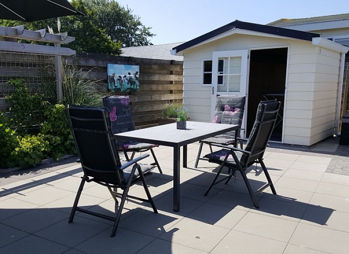 Bergschuur bij Chalet Bregkoog 138 'Sinne' in De Koog, Texel, ideaal voor opslag tijdens uw verblijf.