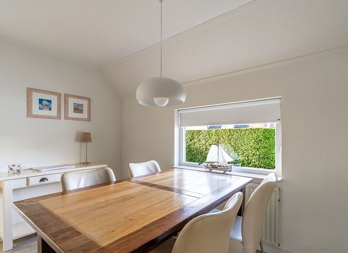 Gezellig vakantiehuis Kamperfoelie 77 in De Koog, Texel met ruime tuin