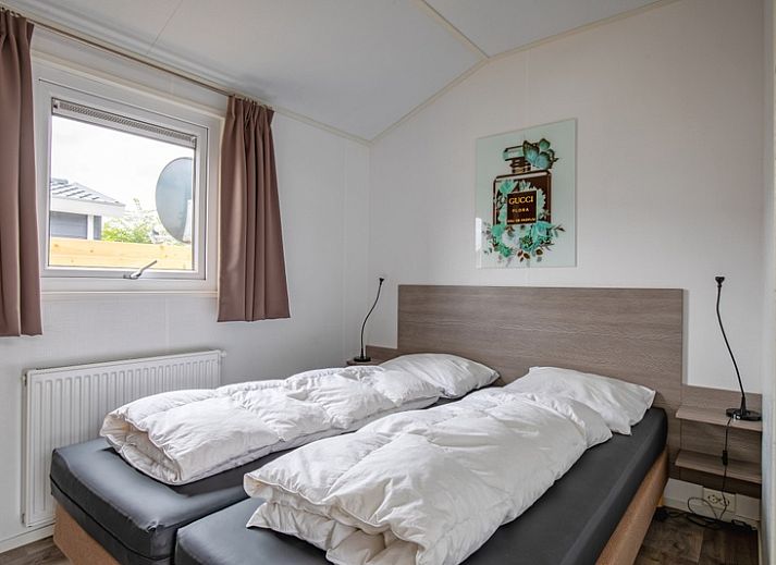 Ruime vakantiechalet Bregkoog 7 met terras in Chaletpark Bregkoog, Texel.