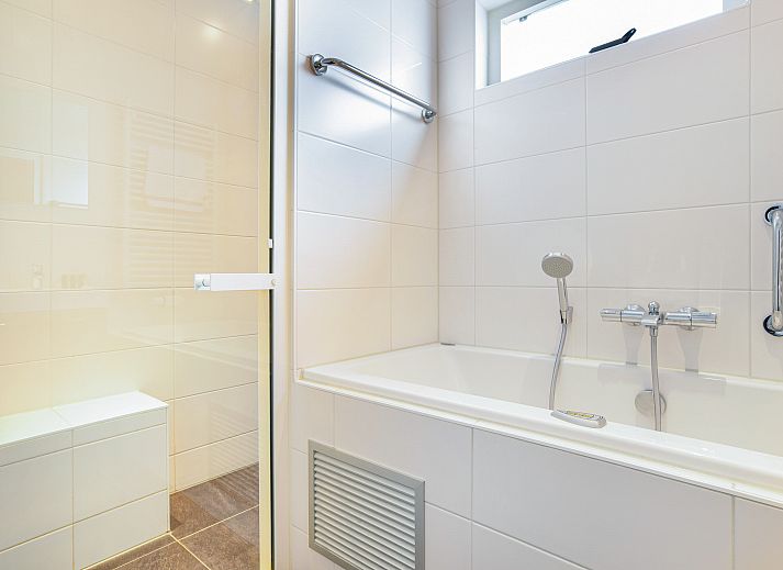 Verblijf 0102503 - Bungalow Texel - Beach Park Texel | 6-persoons villa | 6L1