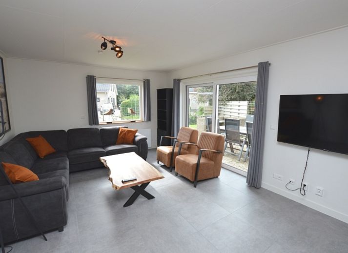 Ferienhaus Stappeland 203 in De Koog auf Texel mit grossem Garten und moderner Architektur.