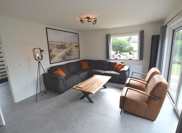 Ferienhaus Stappeland 203 in De Koog auf Texel mit grossem Garten und moderner Architektur.