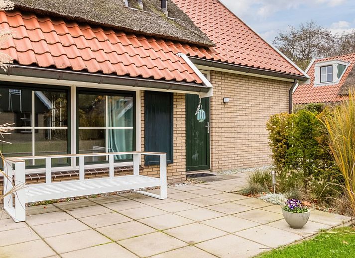 Guest house 010255 - Holiday property Texel - Vrijstaande woning in De Koog