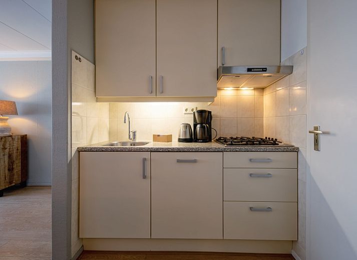 Ruime binnenruimte van Appartementen Anna - Dageraad, vakantiehuis in De Koog, Texel.