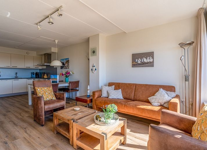 Gemuetliches Wohnzimmer im Apartment Juliana 098 Insel- und Meerblick, De Koog, Texel mit Meerblick.