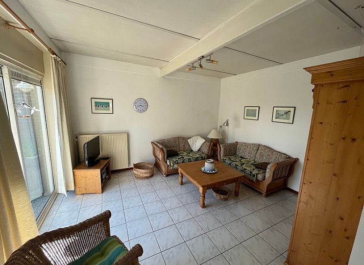 Bungalow 't Luwe Land 5B in De Koog Texel met zonnige tuin en terras voor ontspanning op de Waddeneilanden.