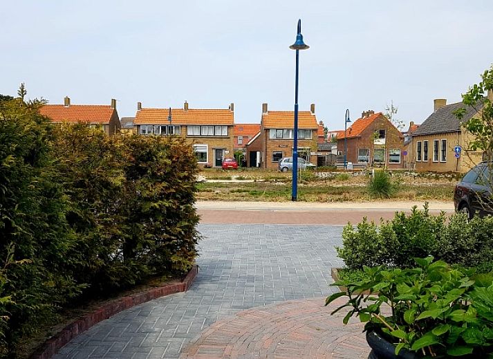 Moderne Kueche im Ferienhaus 2, De Koog, Texel mit Essecke und allen Annehmlichkeiten fuer einen angenehmen Aufenthalt.