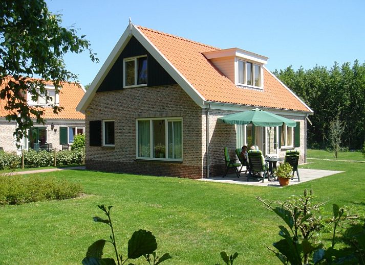 Gezellige vakantiehuizen in De Koog, Texel, Waddeneilanden, ideaal voor een ontspannen verblijf.