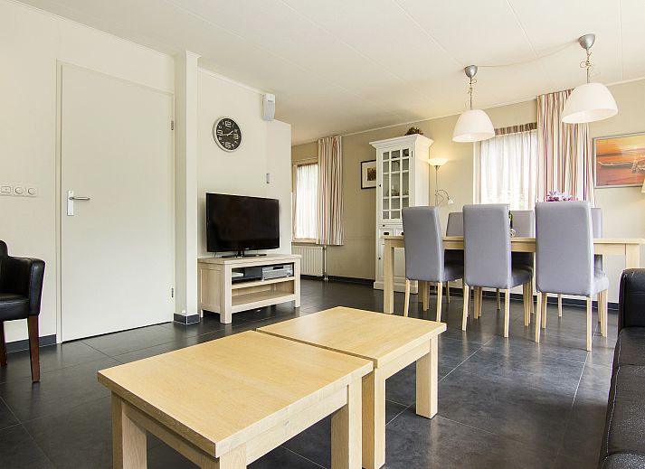 Beach Park Texel Villa mit sonniger Veranda in De Koog, Texel, ideal fuer 6 Personen auf den Watteninseln.