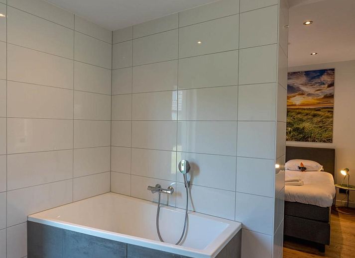 Modern vakantiehuis 39 - 16B Wulp - BLV in De Koog, Texel met groene tuin en terras.