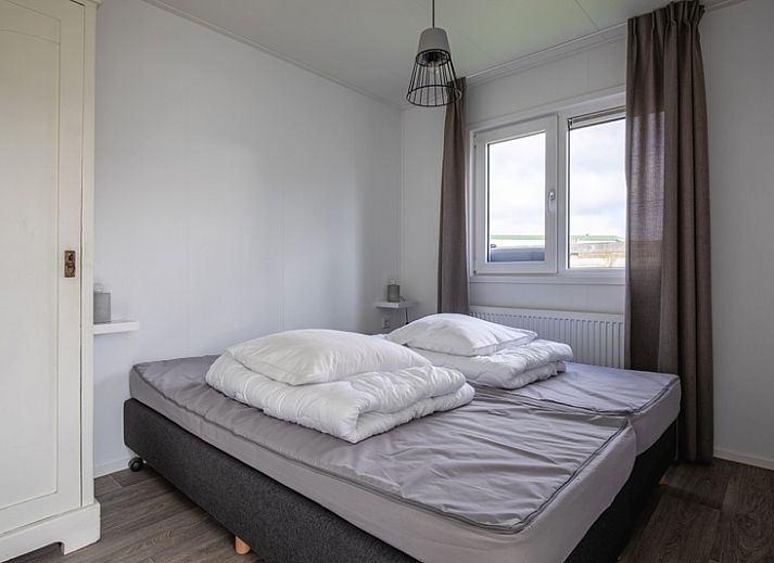 Moderne Kueche im Chalet Bregkoog 36, Chaletpark Bregkoog, De Koog, Texel, Waddeninseln.