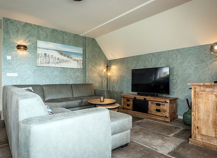 Landhuis vakantiewoning in De Koog, Texel met zonnig terras en comfortabele buitenruimte.