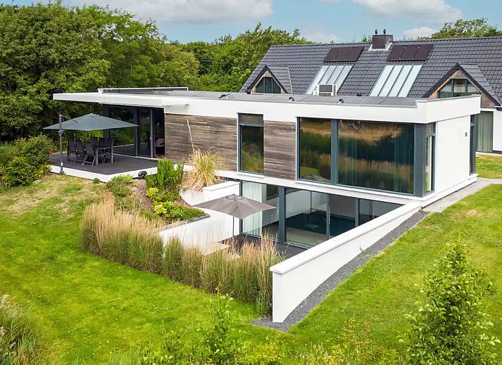 Unterkunft 0102737 - Ferienhaus Texel - Luxe villa met privé zwembad 1-6p
