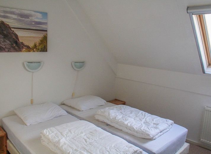 De Eierdop Fruehstueckspension in De Cocksdorp, Texel. Charmante Unterkunft mit klassischer Fassade in der ruhigen Umgebung der Waddeninseln.