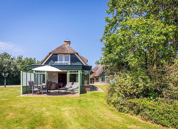 Guest house 0102966 - Holiday property Texel - Het Buitenhof villa 59 met serre