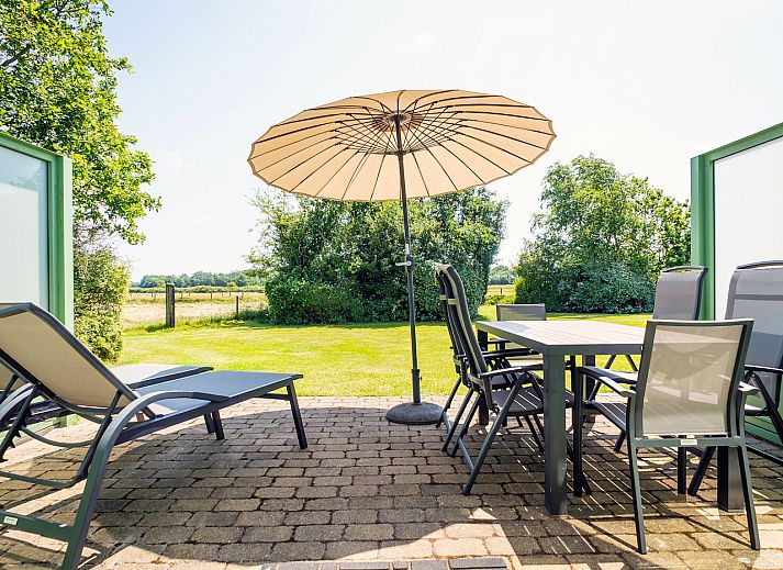 Guest house 0102966 - Holiday property Texel - Het Buitenhof villa 59 met serre